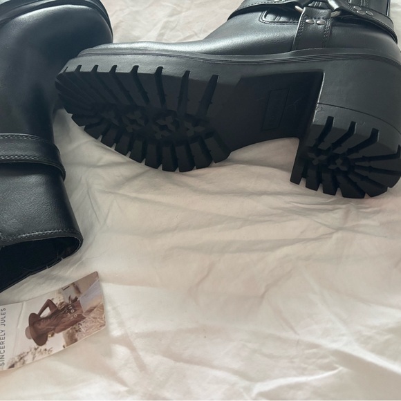 Sincerely Jules Black Moto Boots - Picture 2 of 3